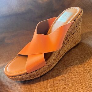 DV‎ Dolce Vita Wedge Criss Cross Heels Sandals Espadrille 4" Size 8 EUC PreOwned